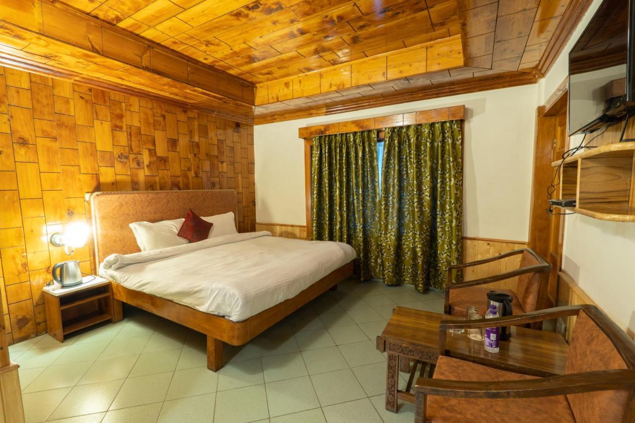 Holiday Home International -Vivaan Stays Manāli Zewnętrze zdjęcie