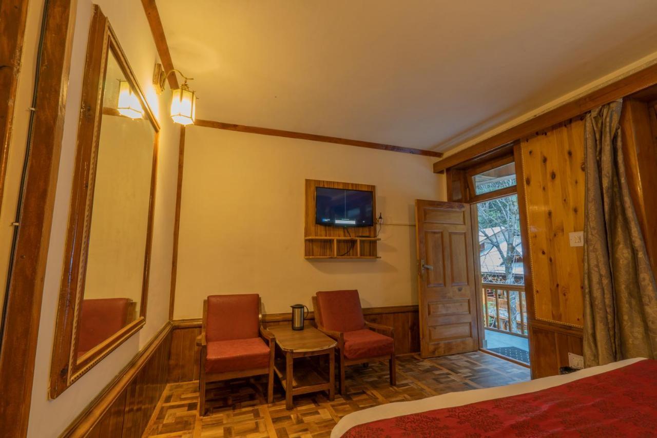 Holiday Home International -Vivaan Stays Manāli Zewnętrze zdjęcie