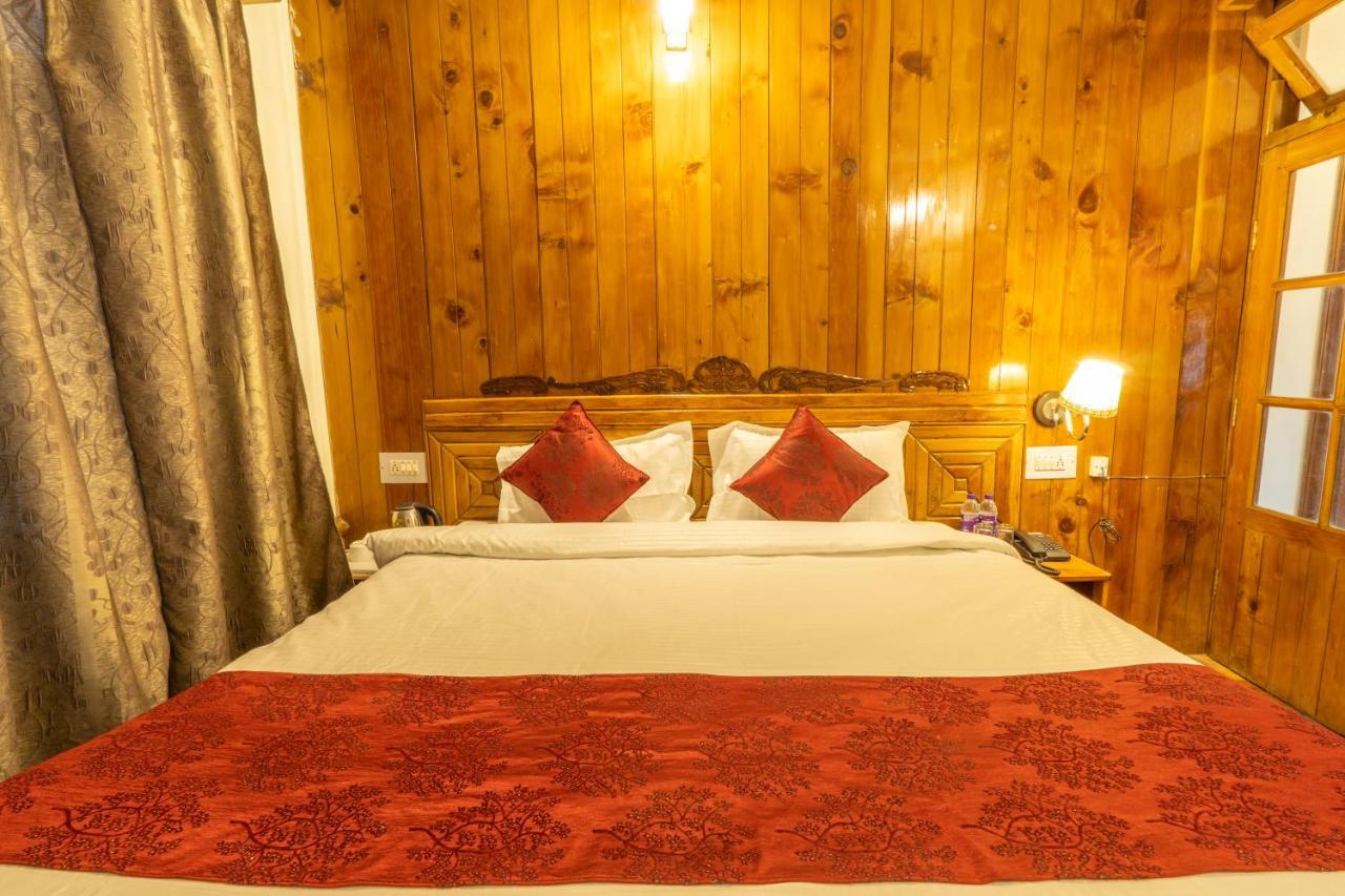 Holiday Home International -Vivaan Stays Manāli Zewnętrze zdjęcie