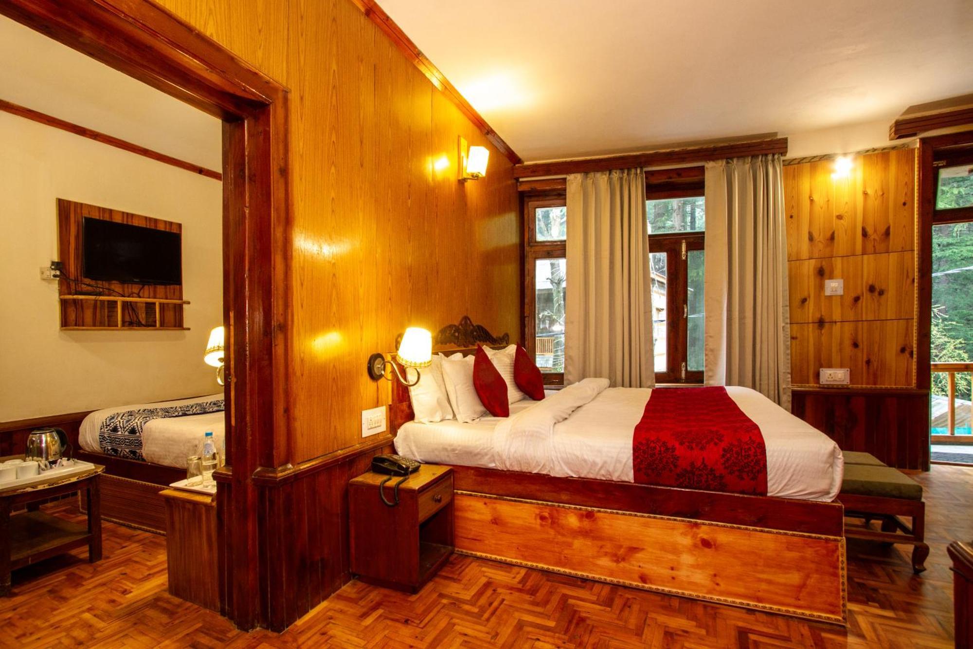 Holiday Home International -Vivaan Stays Manāli Zewnętrze zdjęcie