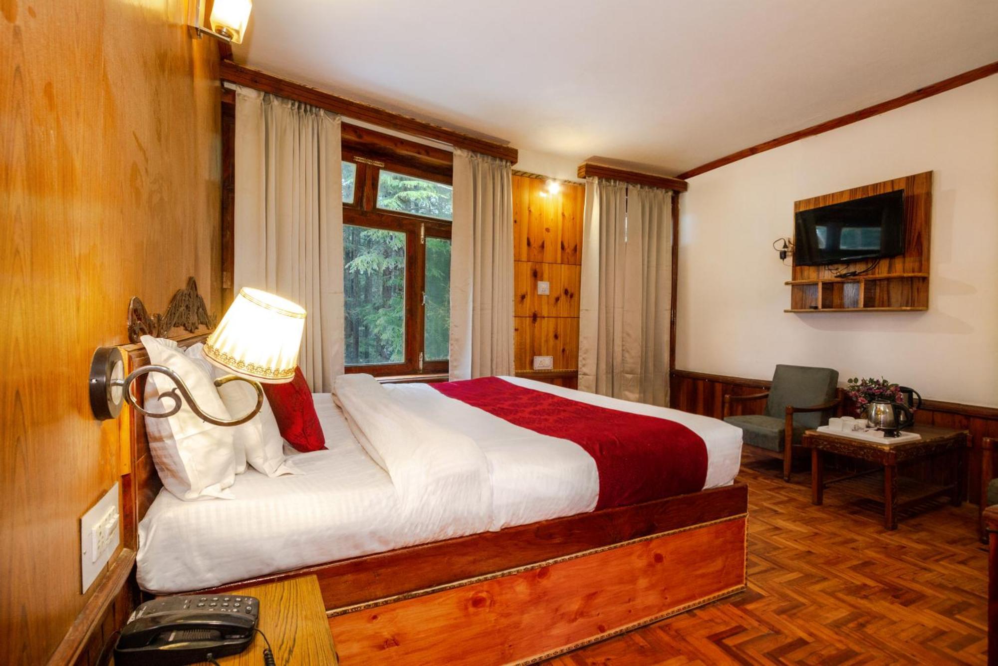 Holiday Home International -Vivaan Stays Manāli Zewnętrze zdjęcie